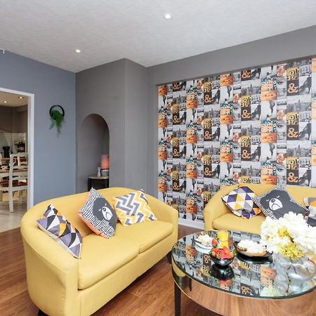 Gorgeous 3-Bed Flat, 15 Minutes To City Centre Edinburgh Eksteriør billede