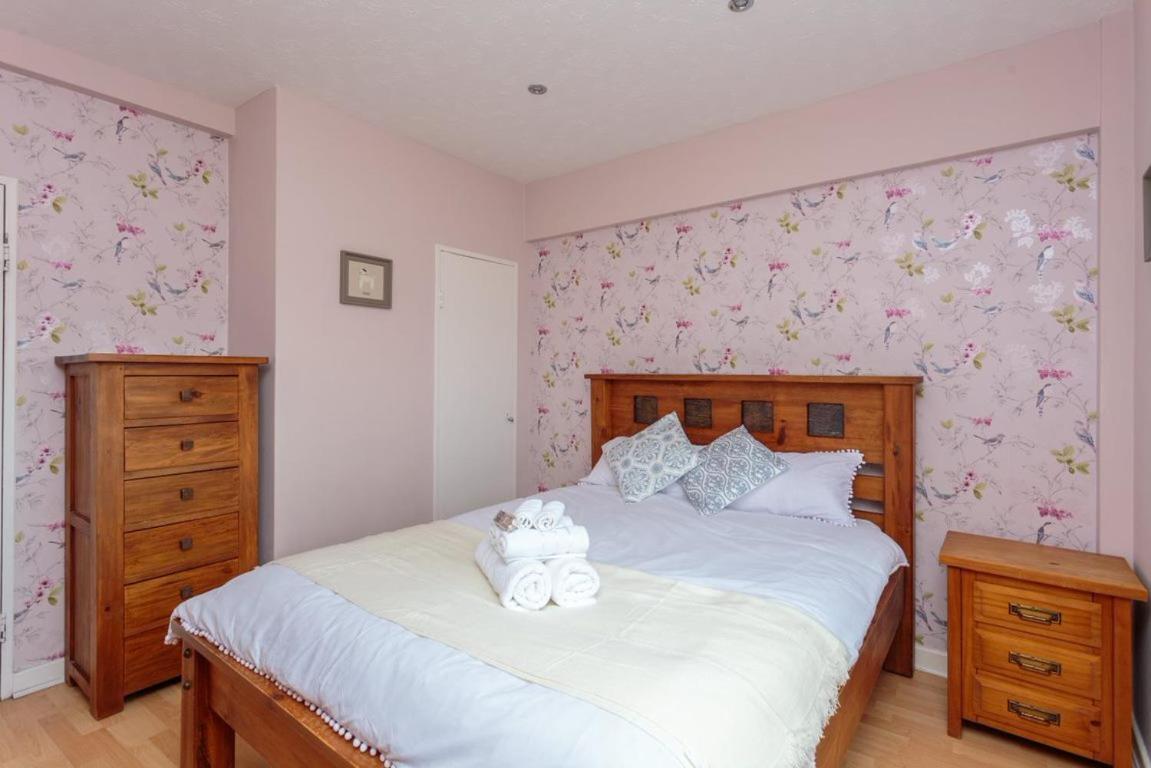 Gorgeous 3-Bed Flat, 15 Minutes To City Centre Edinburgh Eksteriør billede