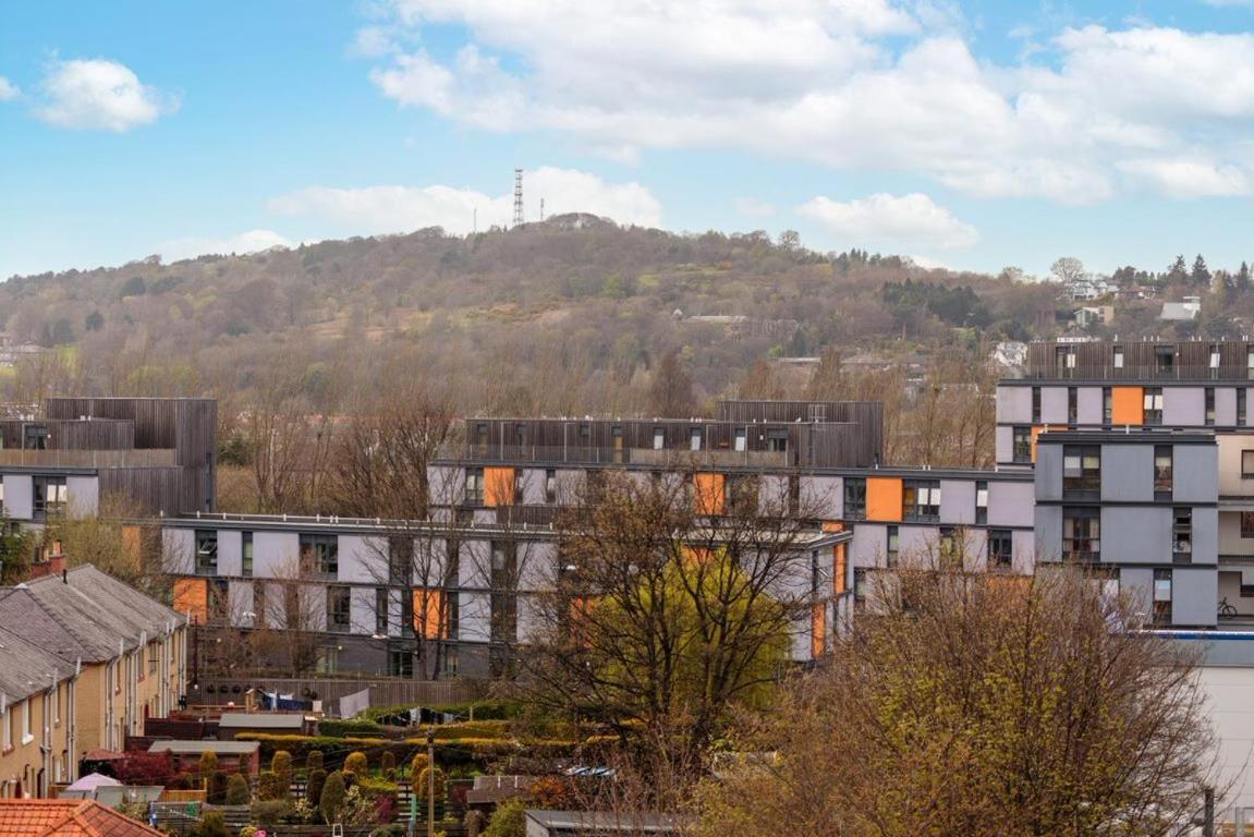 Gorgeous 3-Bed Flat, 15 Minutes To City Centre Edinburgh Eksteriør billede