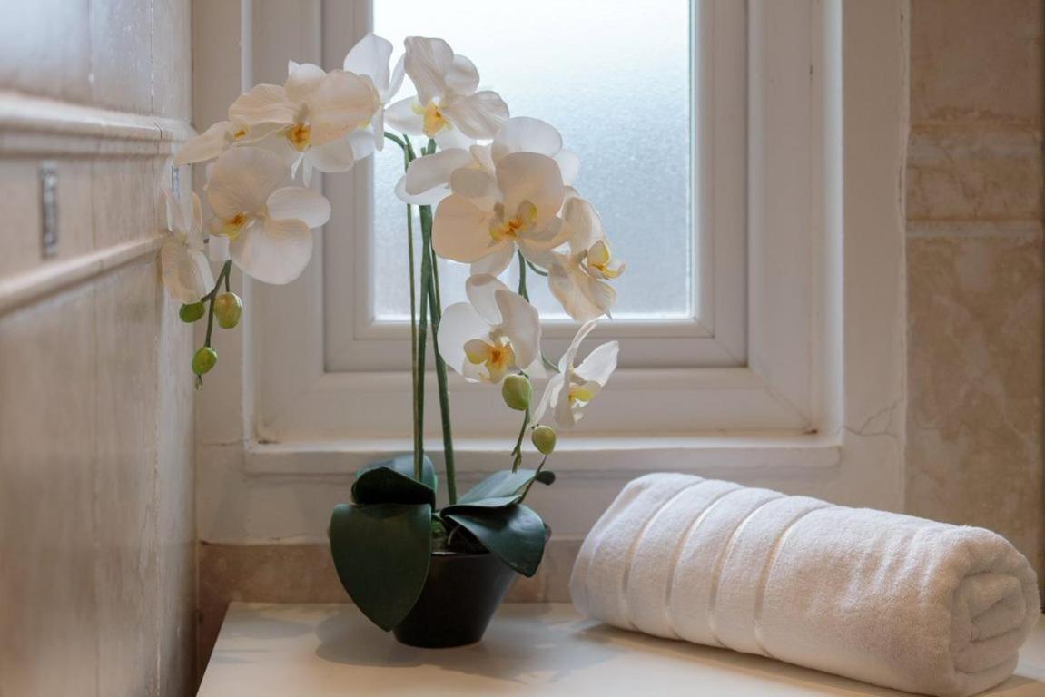 Gorgeous 3-Bed Flat, 15 Minutes To City Centre Edinburgh Eksteriør billede